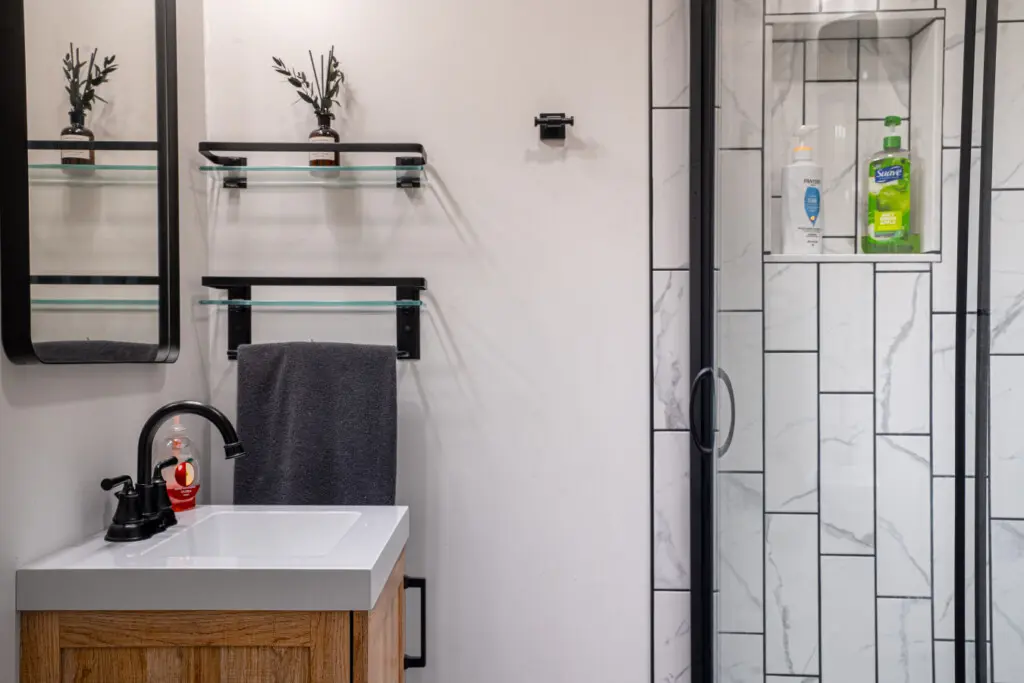 59444 301143 R yG9G4VdgZ88bUEpoaD8A0fWrm4sjy OLH3iFk5R94 67647b66826c9.jpg