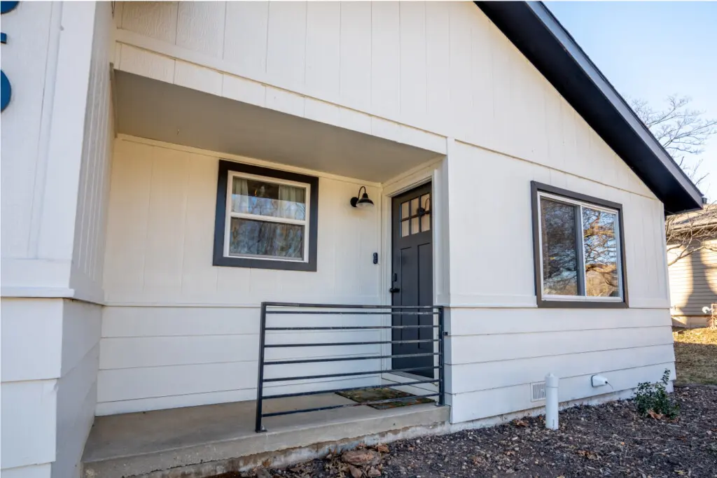 59444 338697 m3yYaE5pu 613sc83274QM81CsJdObxcUXNkMKIlT44 67952d28f314b.jpg