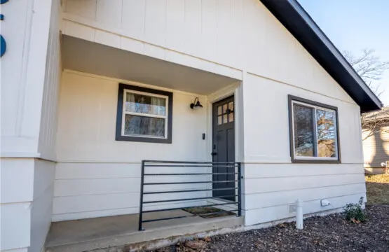 59444 338697 m3yYaE5pu 613sc83274QM81CsJdObxcUXNkMKIlT44 67952d28f314b.jpg